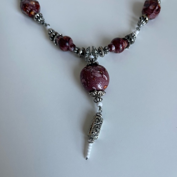 💕3/20$ NWOT Funky Stone and Intricate Bead Necklace - Picture 3 of 3